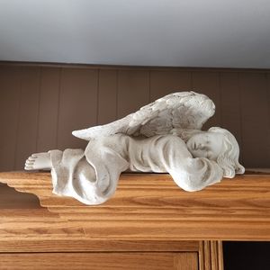 Angel shelf Statue- Resin